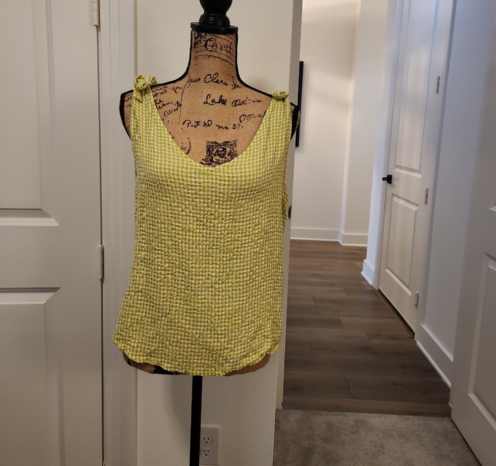 Jane and Delancey Light Yellow Textured Tank Top